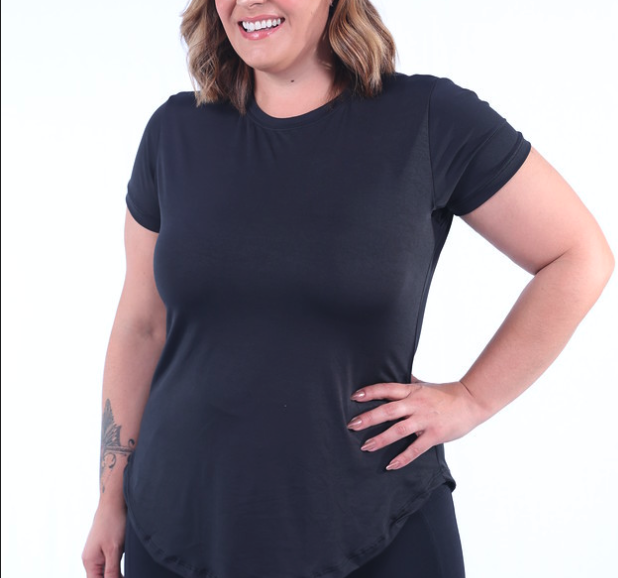 Camiseta Femina Preta
